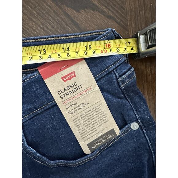Levi's Women's Classic Straight Stretch Mid Rise Easy Fit 14M Women’s 32x30 Blue - Picture 8 of 8